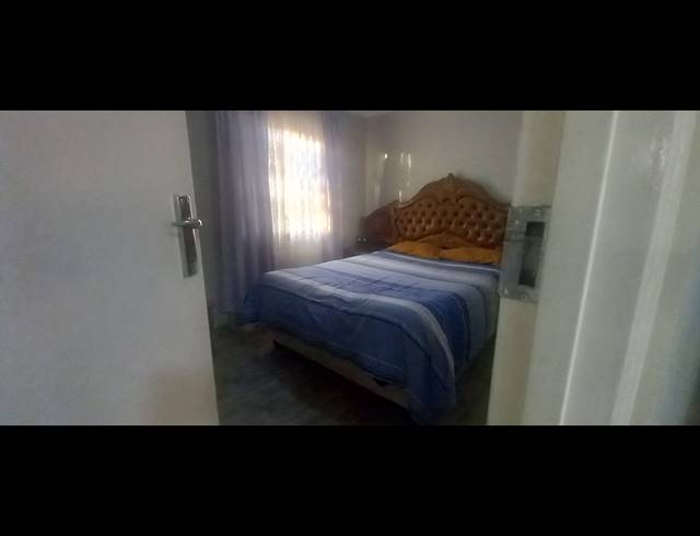 2 BEDROOM HOUSE FOR SALE IN WINDMILL PARK